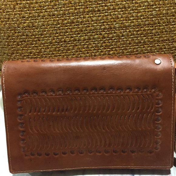 VINTAGE SADDLE LEATHER CLUTCH PURSES - Picture 9 of 11
